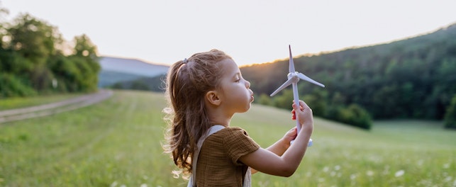 14 listopada odbyła się oficjalna premiera wyjątkowych poradników komunikacyjnych, które pomagają w przełamaniu społecznej apatii wobec zmiany klimatu.